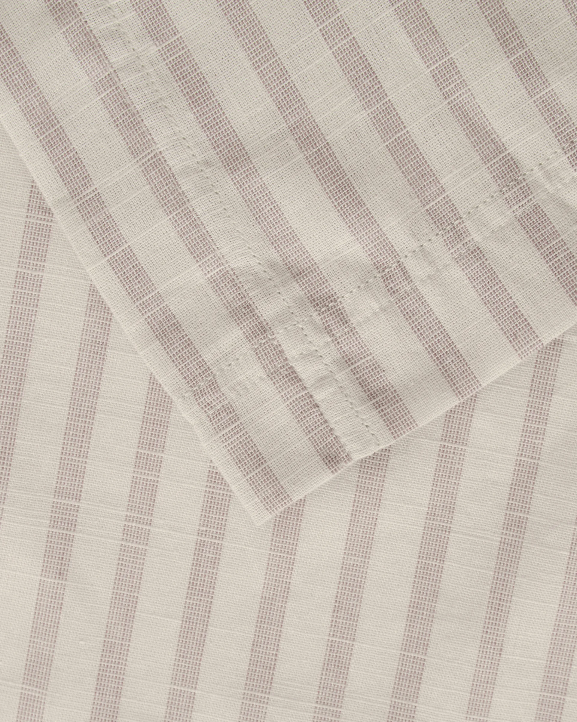 Stripe Mauve sängkappa, 140x200X53 cm Garbo&Friends