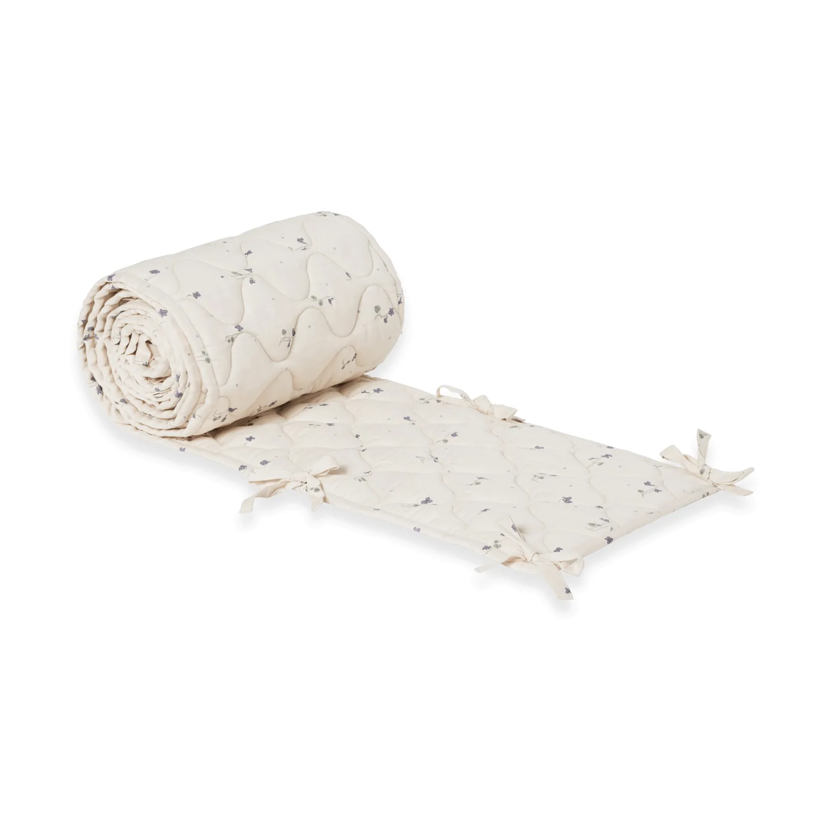 Viola Satin quiltat spjälsängsskydd, 30x360 cm Garbo&Friends