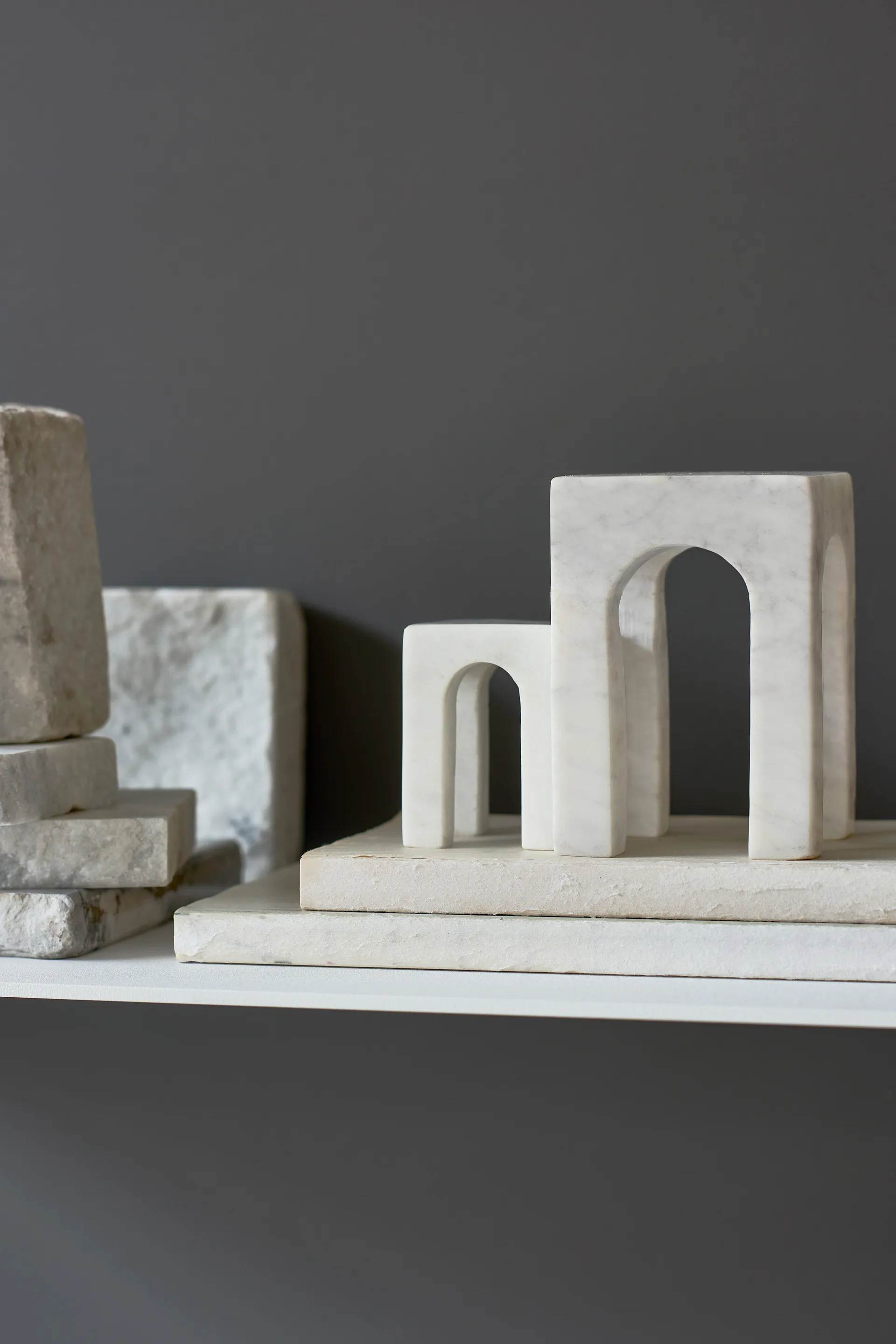 Arkis bokstöd 3 delar, Vit Gejst