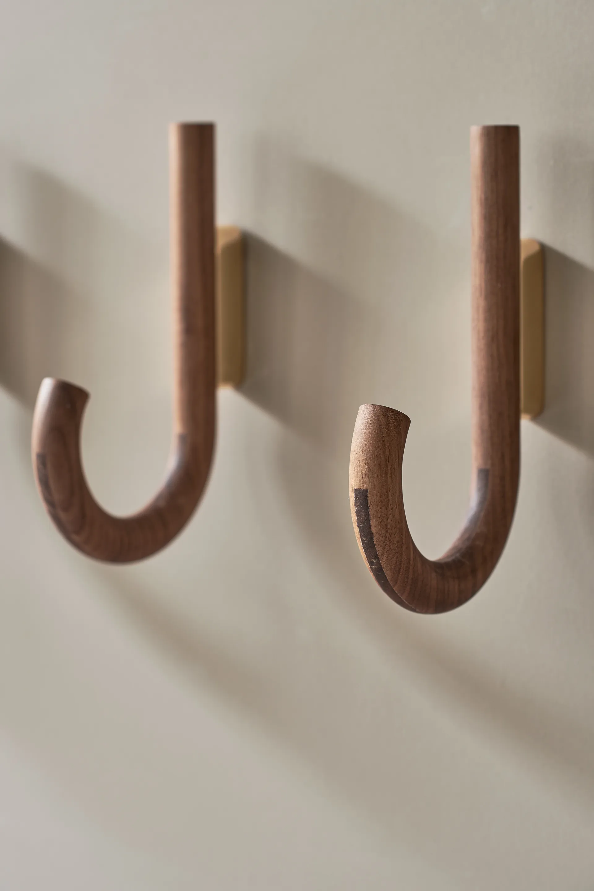 Hook krok 19 cm, Valnöt-mässing Gejst