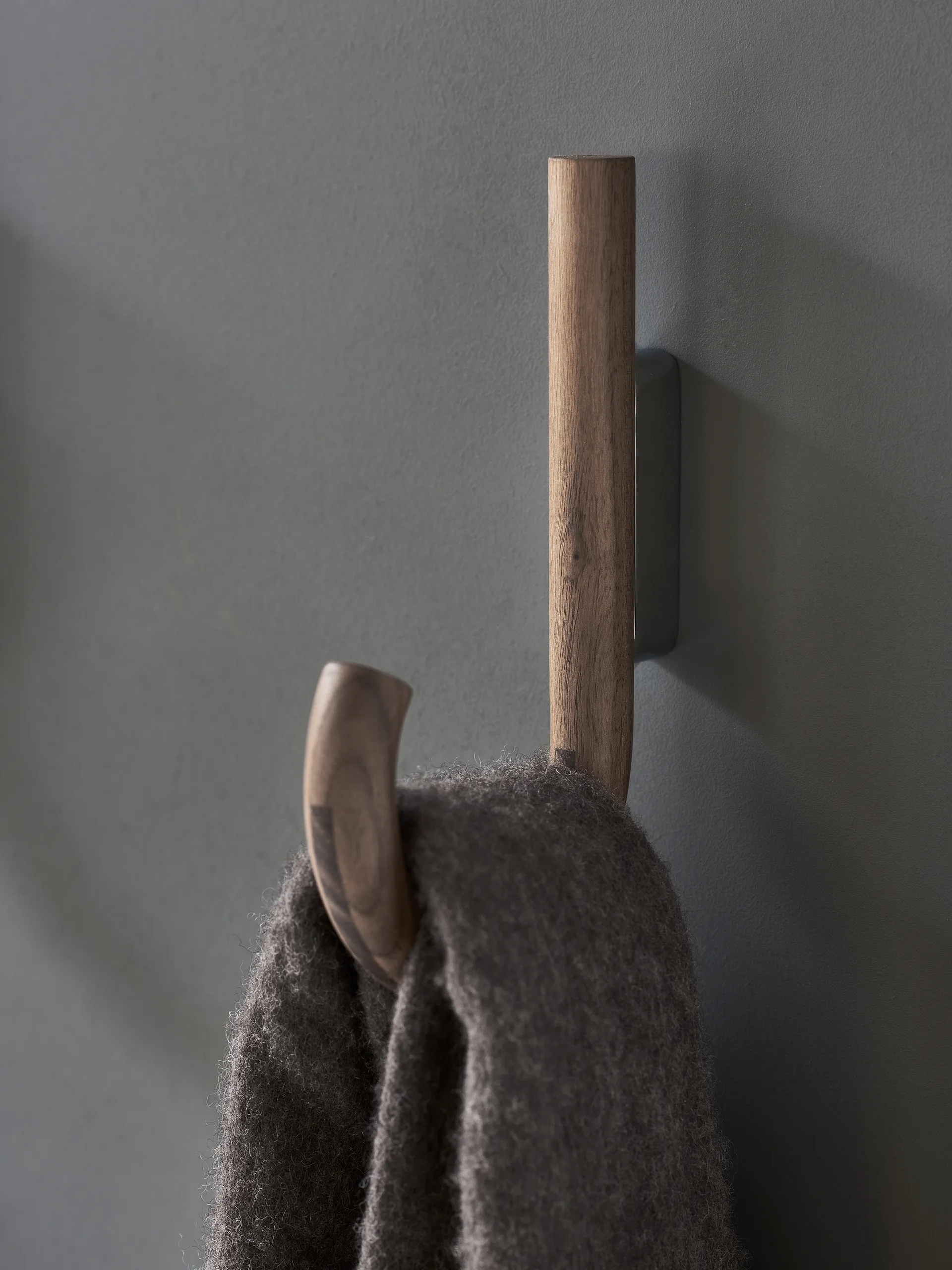 Hook krok 19 cm, Valnöt-svart Gejst