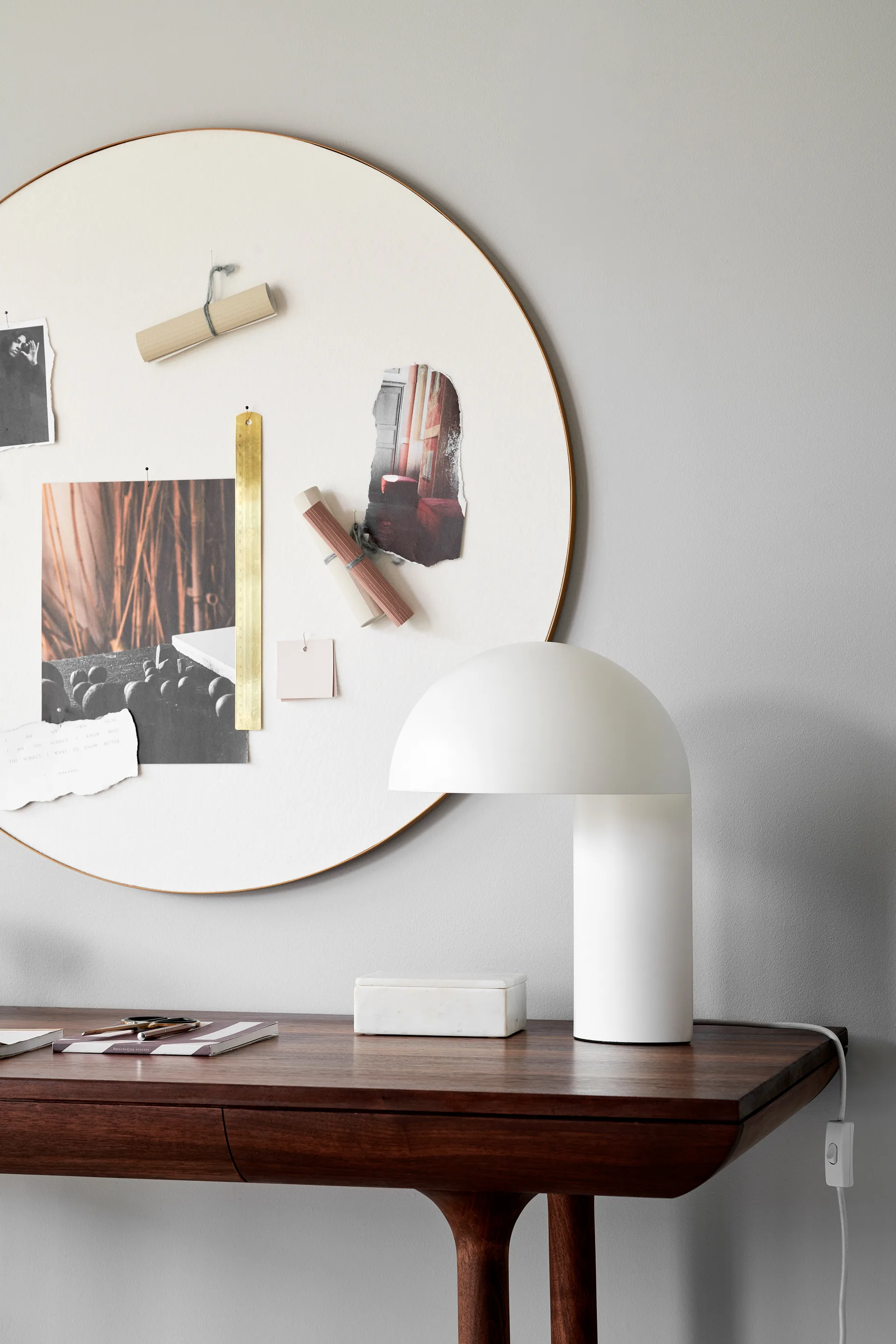 Leery bordslampa 40 cm, Vit Gejst