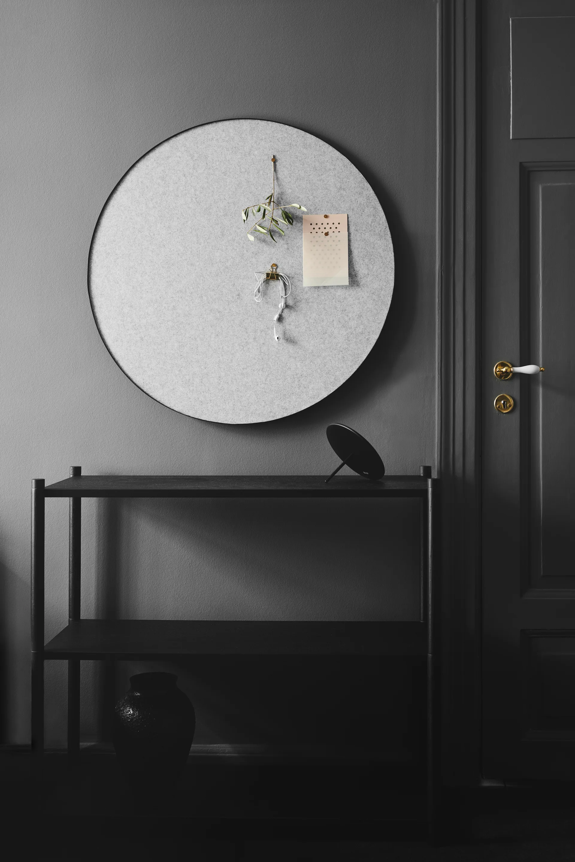 Retell pinboard anslagstavla Ø80 cm, Ljusgrå Gejst