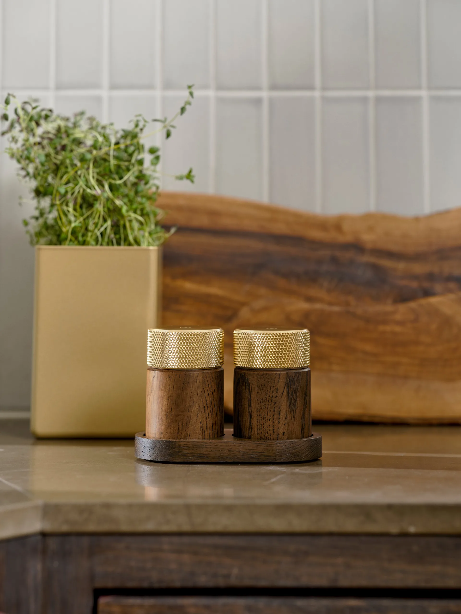 Sina salt-och pepparkvarn 6 cm, Mörk ask-mässing Gejst