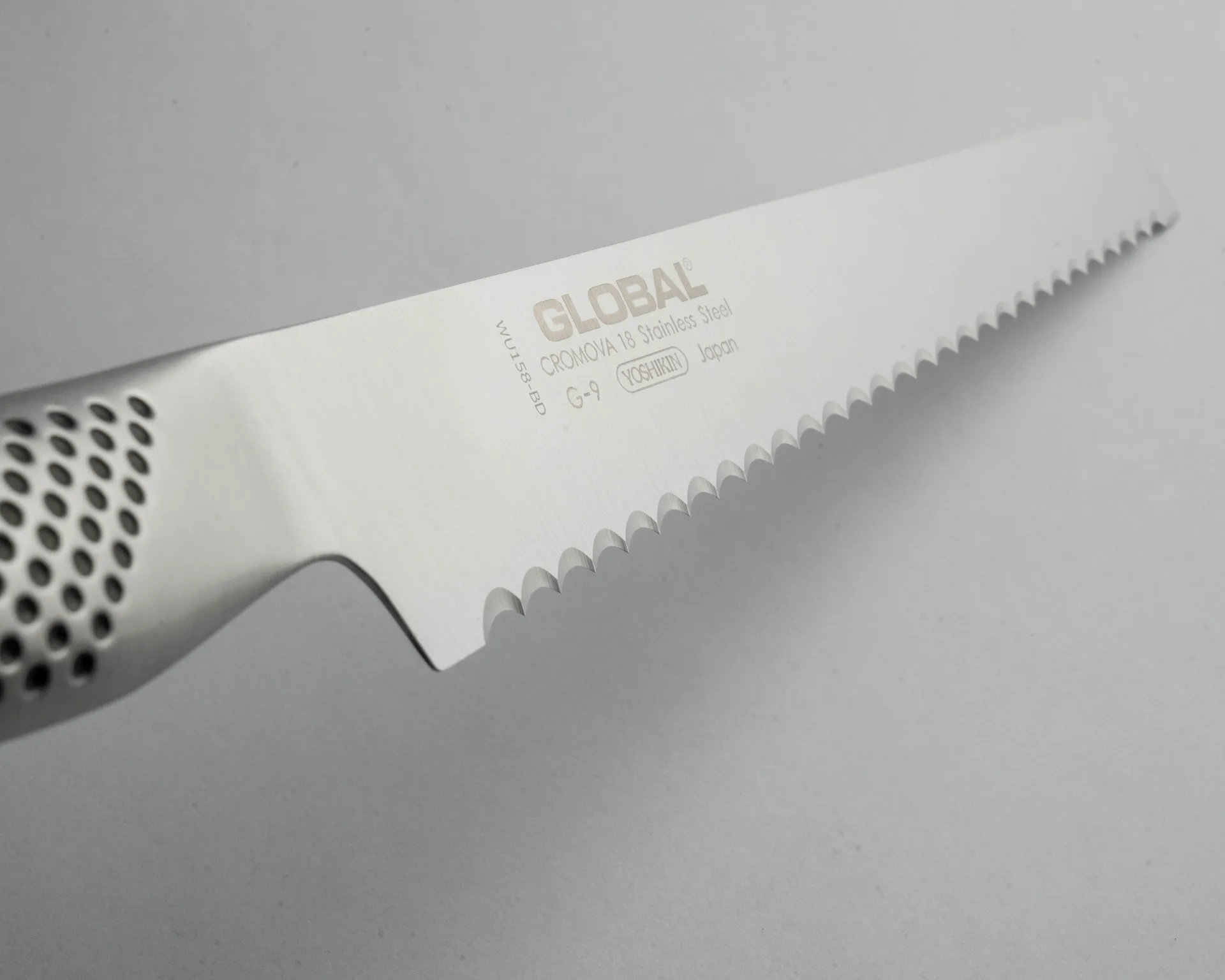 Global G-9R brödkniv 22 cm tandad, Rostfritt stål Global
