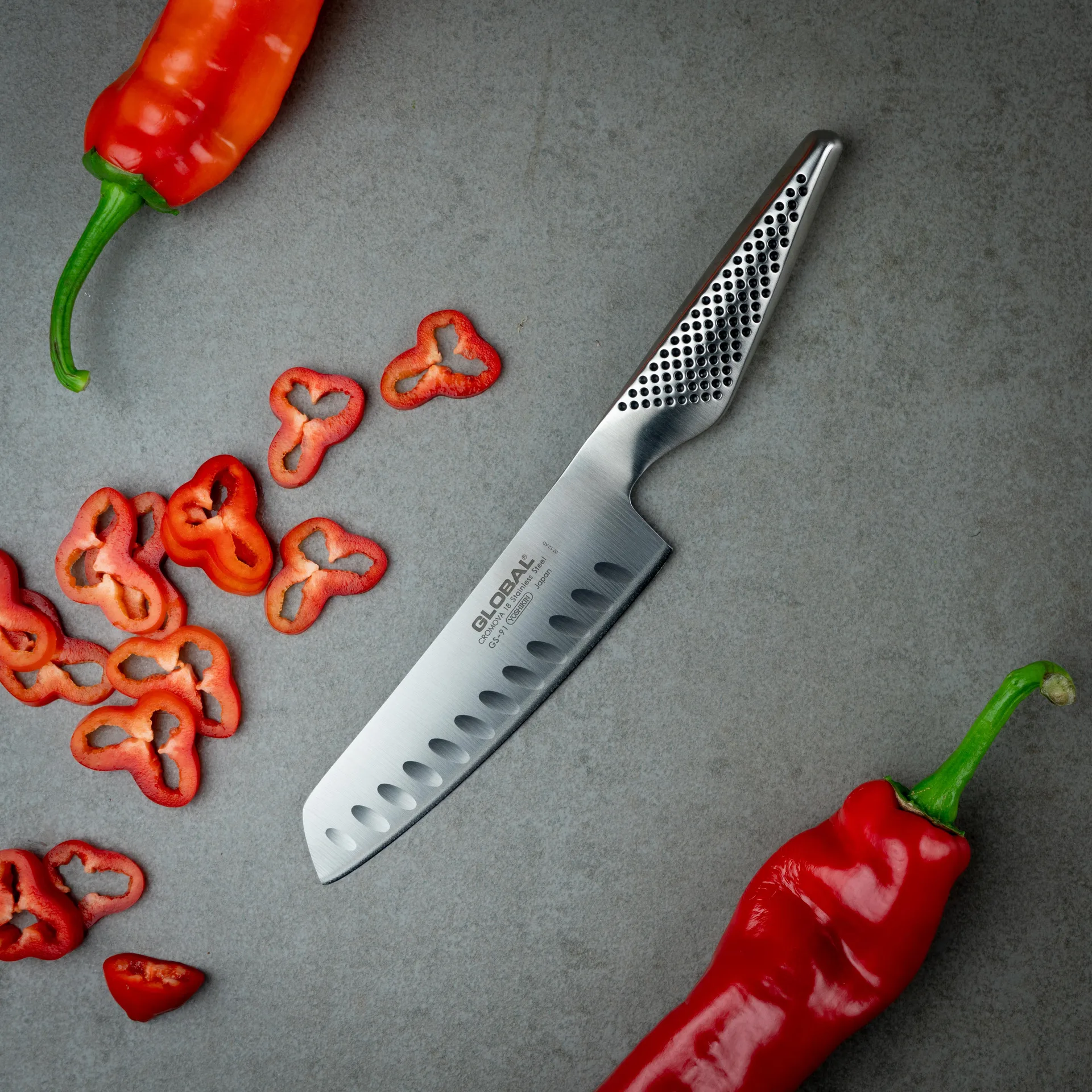 Global GS-91 grönsakskniv olivslipad 14 cm, Rostfritt stål Global