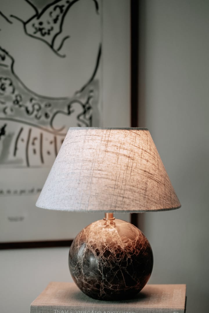 Castello 24 bordslampa - Brun - Globen Lighting
