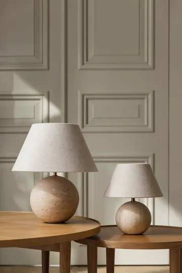 Castello 35 bordslampa - Beige travertine - Globen Lighting