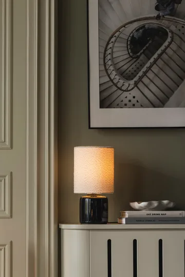 Florian bordslampa - Vit bouclé/svart, Ø20x39 cm - Globen Lighting