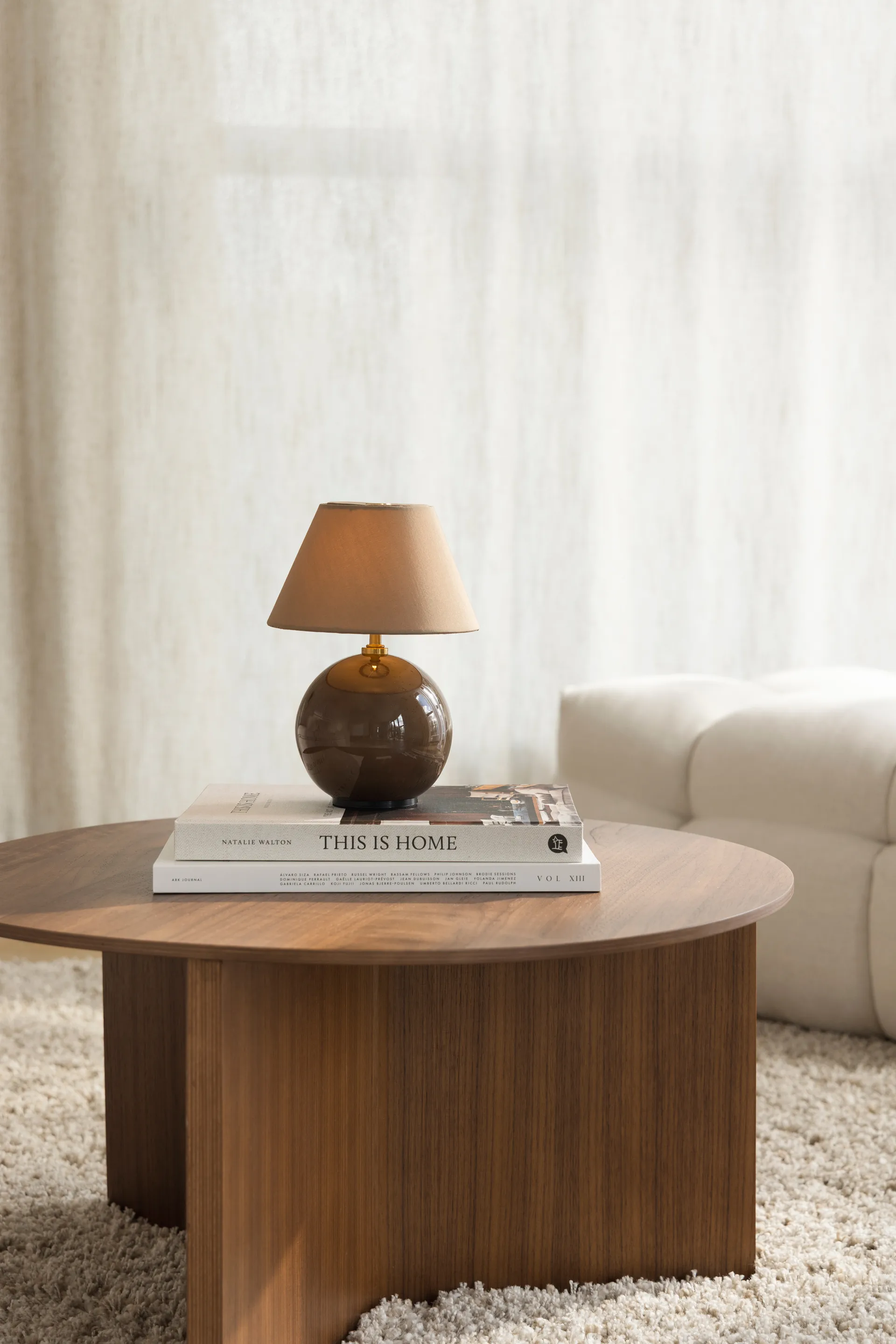 Iris 16 portabel bordslampa, Mocha Globen Lighting