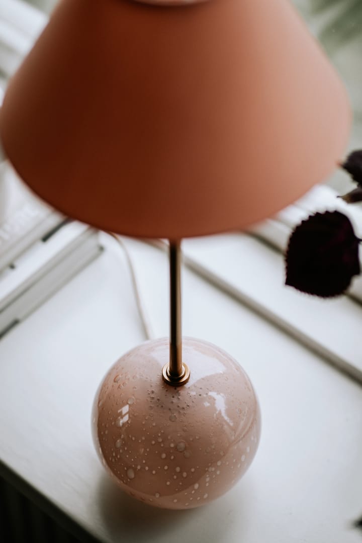 Iris 20 bordslampa - Blush - Globen Lighting