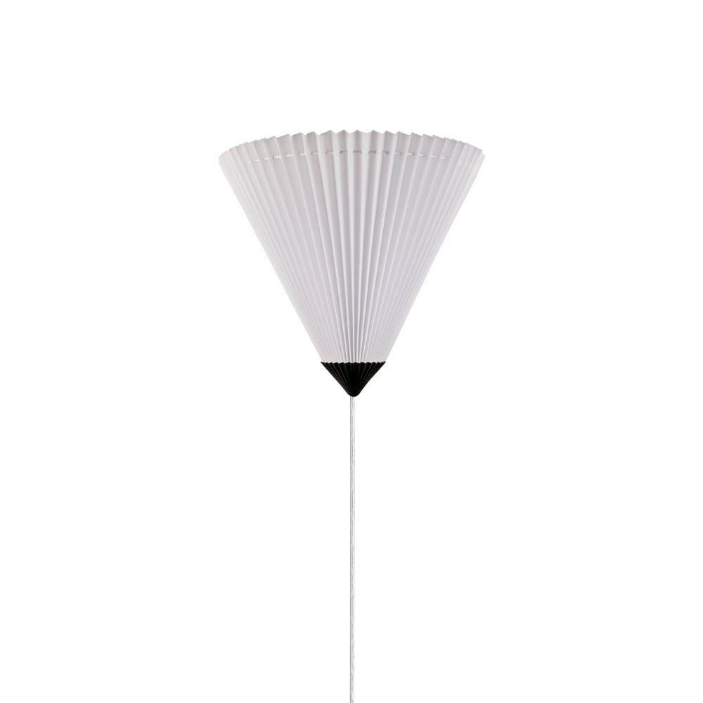 Globen Lighting Matisse vägglampa vit/svart | Skandinavisk Design | Vägglampor | Vit