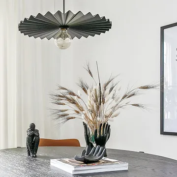 Omega pendel 50 cm - Svart - Globen Lighting