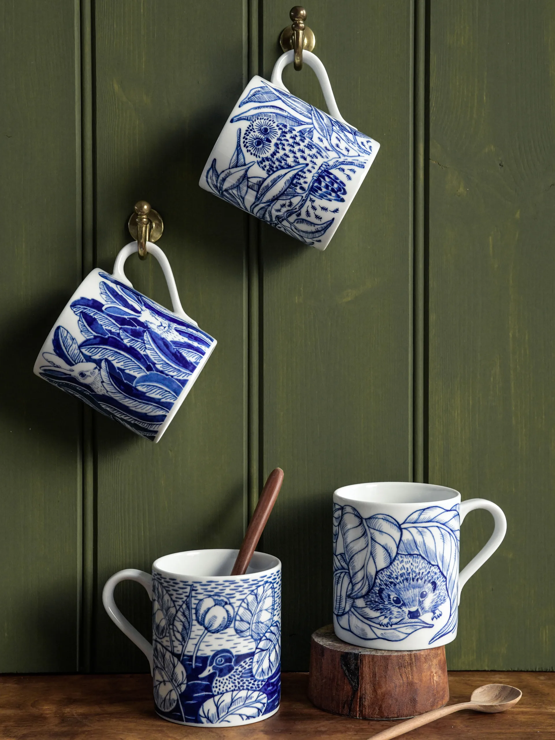 Hedgehogs awakening mugg 35 cl, Blå Götefors Porslin