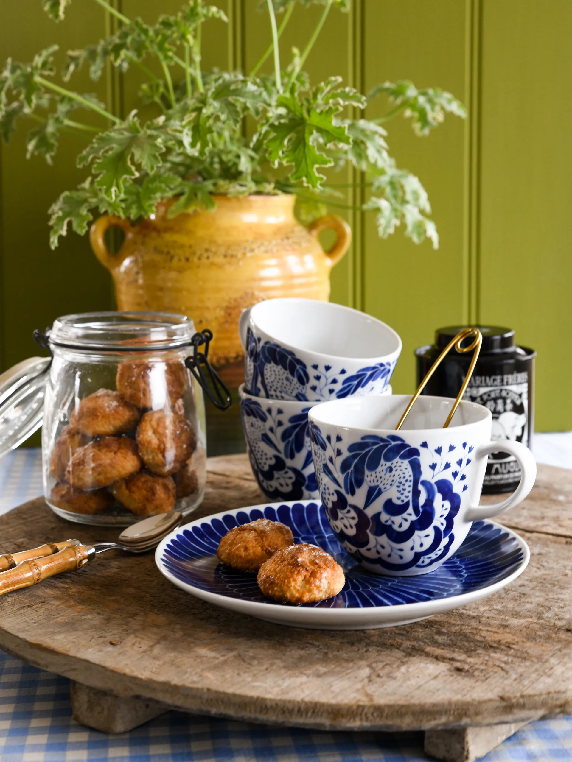 Selma jubileum mugg 41 cl, Blå Götefors Porslin