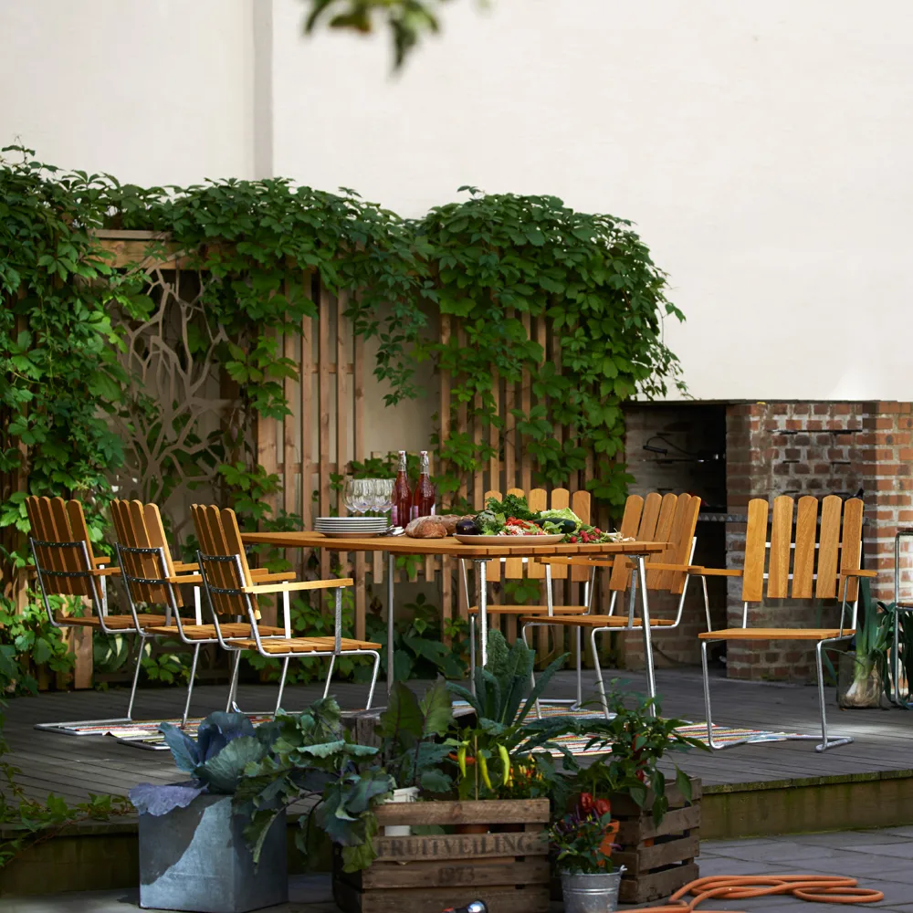 A2 fåtölj, Ek olja-varmförzinkat stativ Grythyttan Stålmöbler