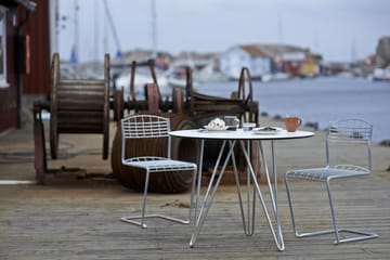 High Tech bord, ø90 cm - Vit-varmförzinkat stativ - Grythyttan Stålmöbler