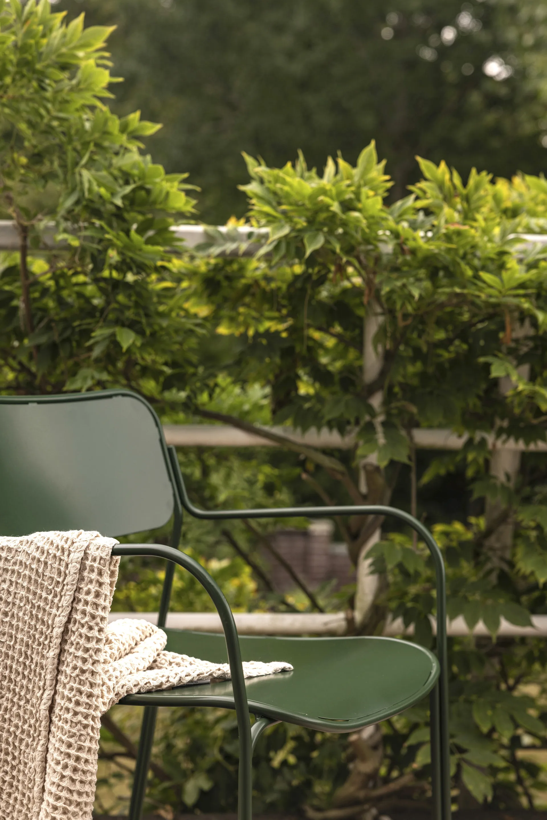 Libelle karmstol, Grön Grythyttan Stålmöbler