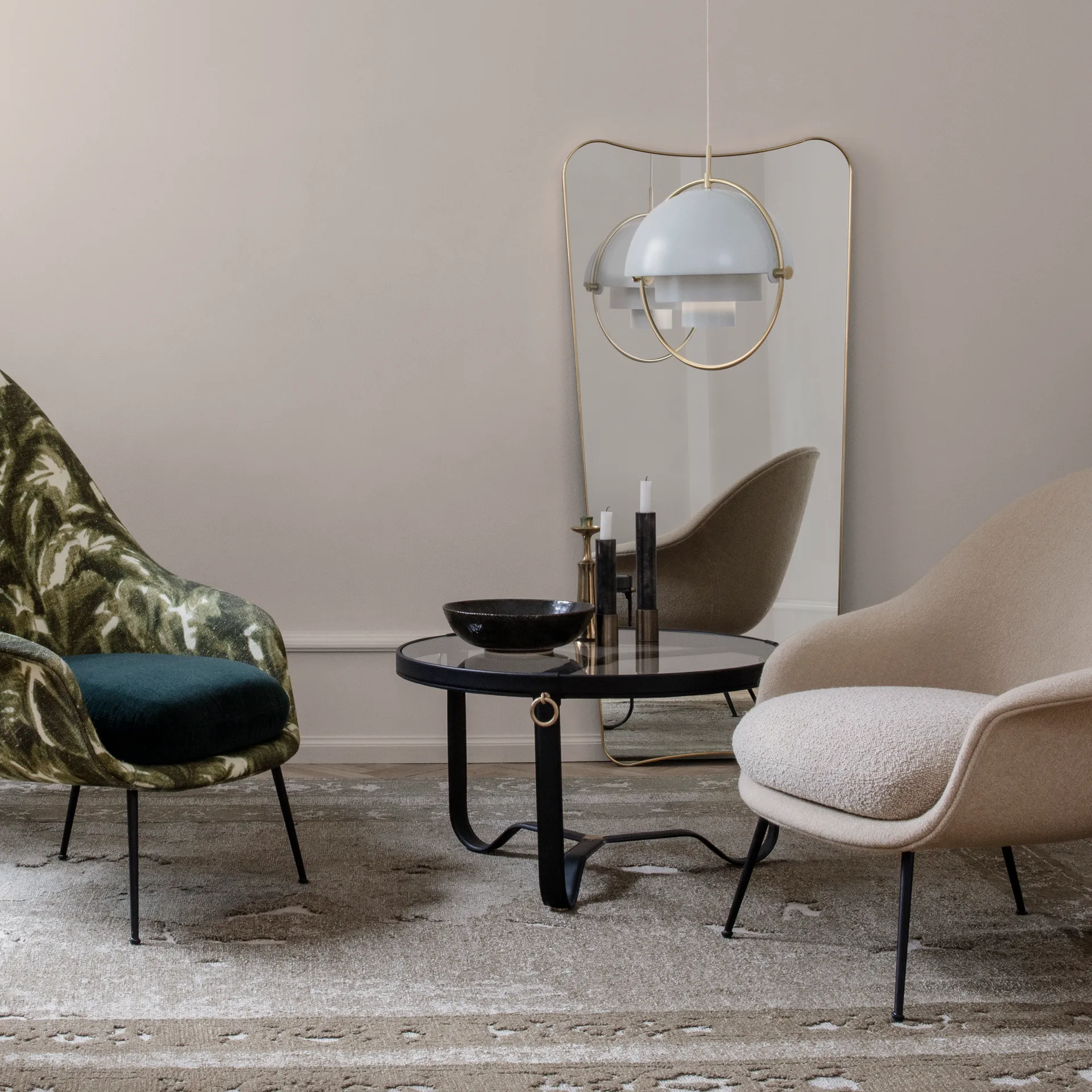 Adnet soffbord Ø70 cm, Svart GUBI