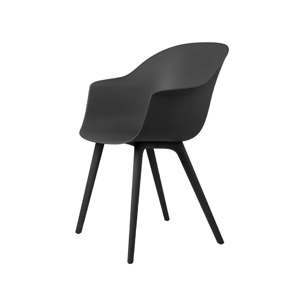 GUBI Bat Plastic stol black | Skandinavisk Design | Stolar | Svart