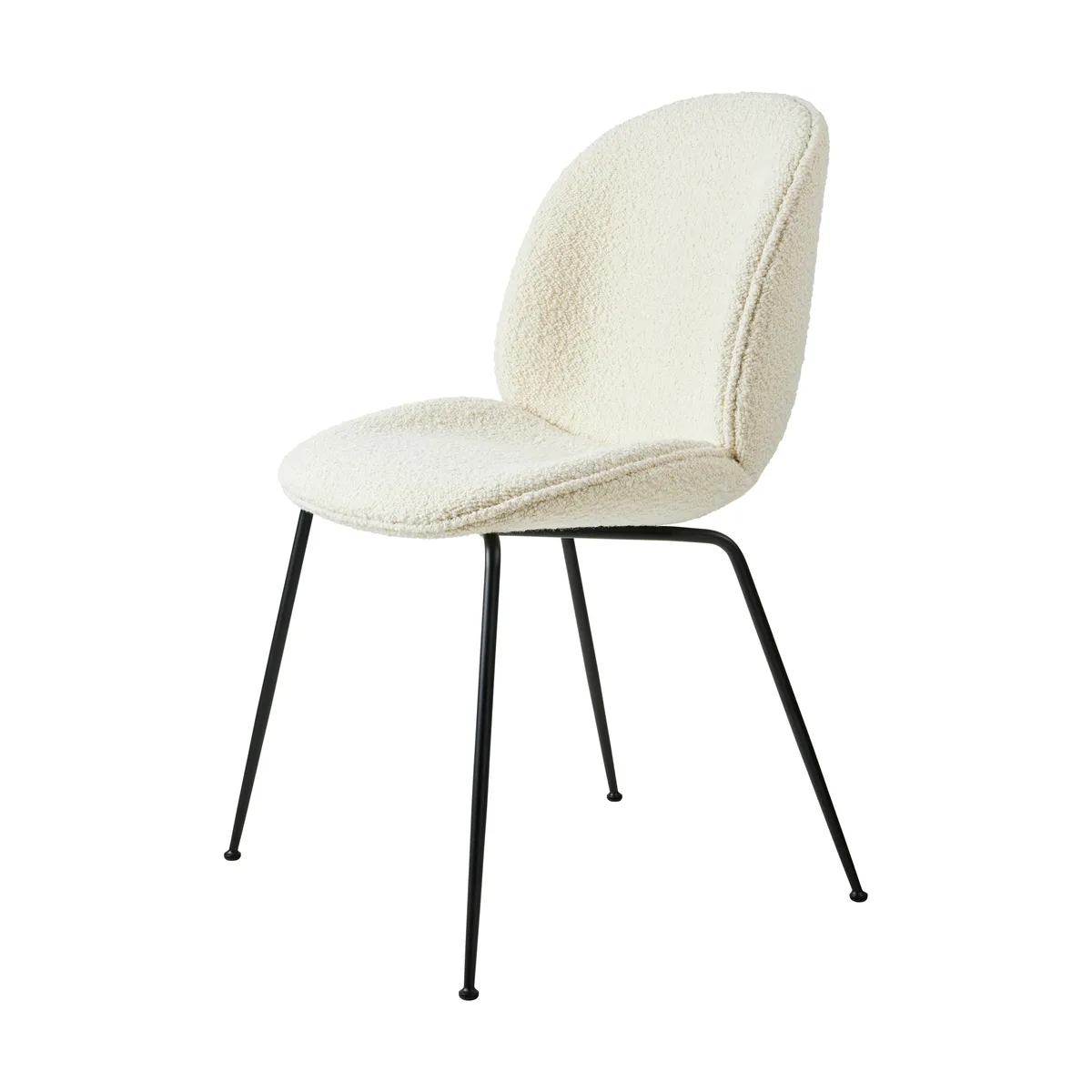 GUBI Beetle dining chair fully upholstered conic base Karakorum 001-svart stativ