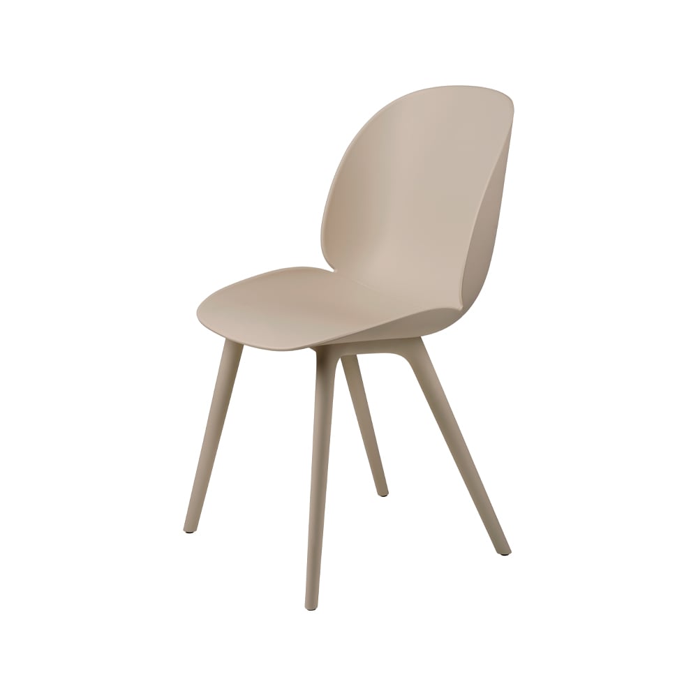 GUBI Beetle Dining Outdoor stol New beige | Skandinavisk Design | Trädgårdsstolar | Beige