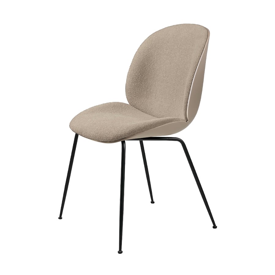GUBI Beetle Front Upholstered stol tyg light bouclé 003 beige, new beige skal, svart stålstativ