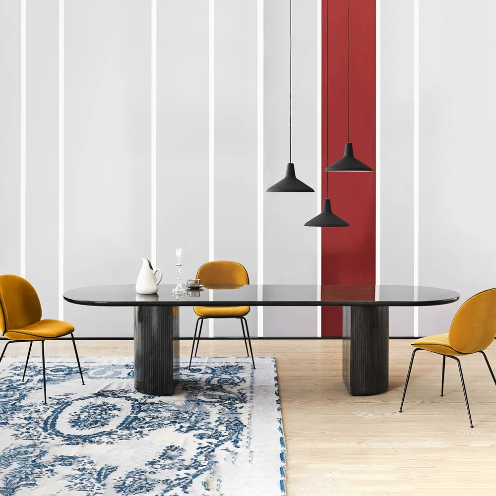 Moon matbord ellips, oak brown/black stained GUBI