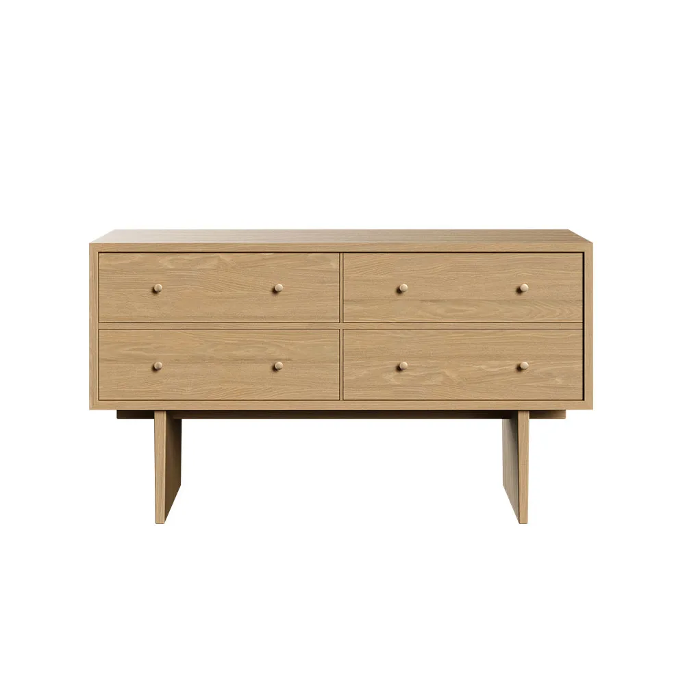 GUBI Private sideboard ek, ljusbetsad ek
