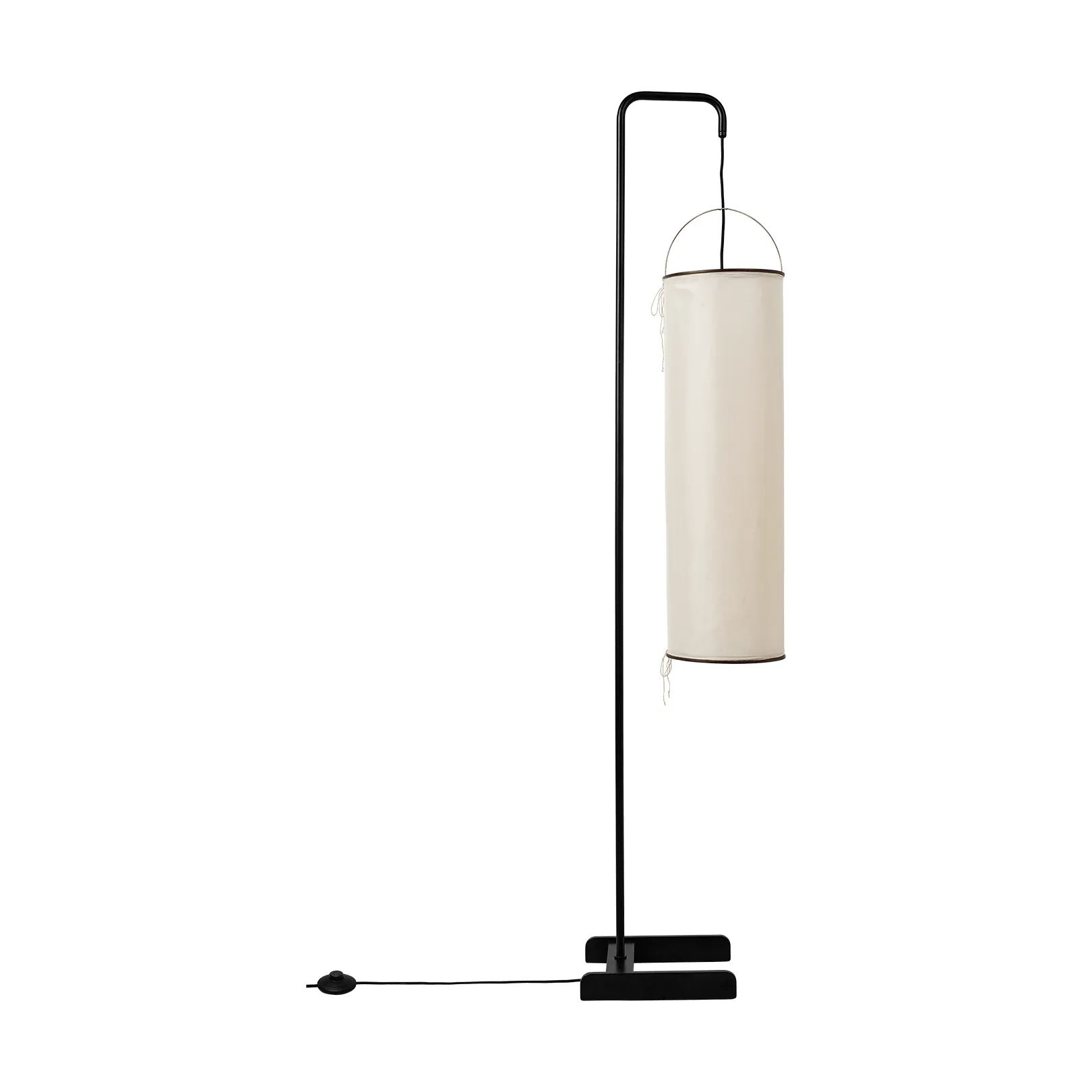 Silk Lantern golvlampa, Natural white silk-semi matt svart, 163 cm GUBI Silk Lantern golvlampa, Natural white silk-semi matt svart, 163 cm GUBI