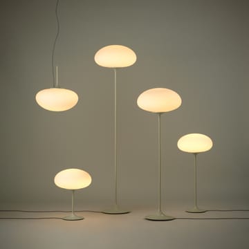 Stemlite golvlampa 110 cm - Pebble Grey - GUBI