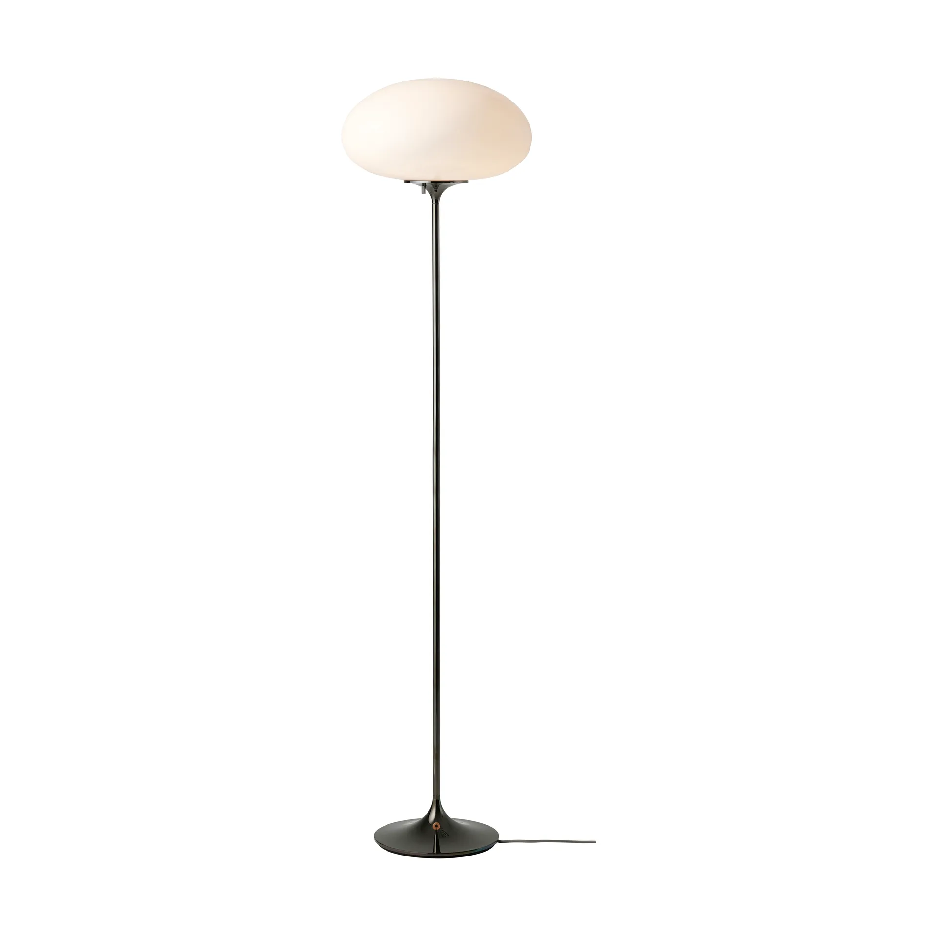 Stemlite golvlampa, Black chrome-opalglas, 150 cm GUBI