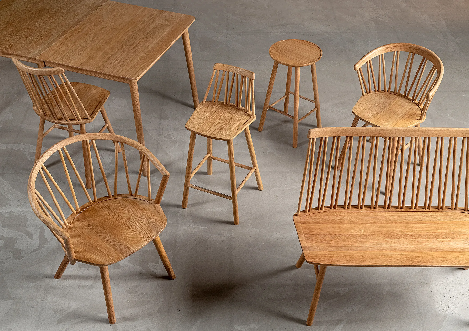 ZigZag soffa, Ek oljad Hans K