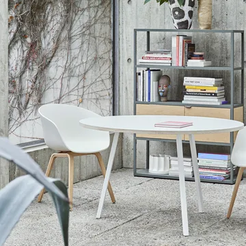 About a Chair 22 stol - White, såpade ekben - HAY