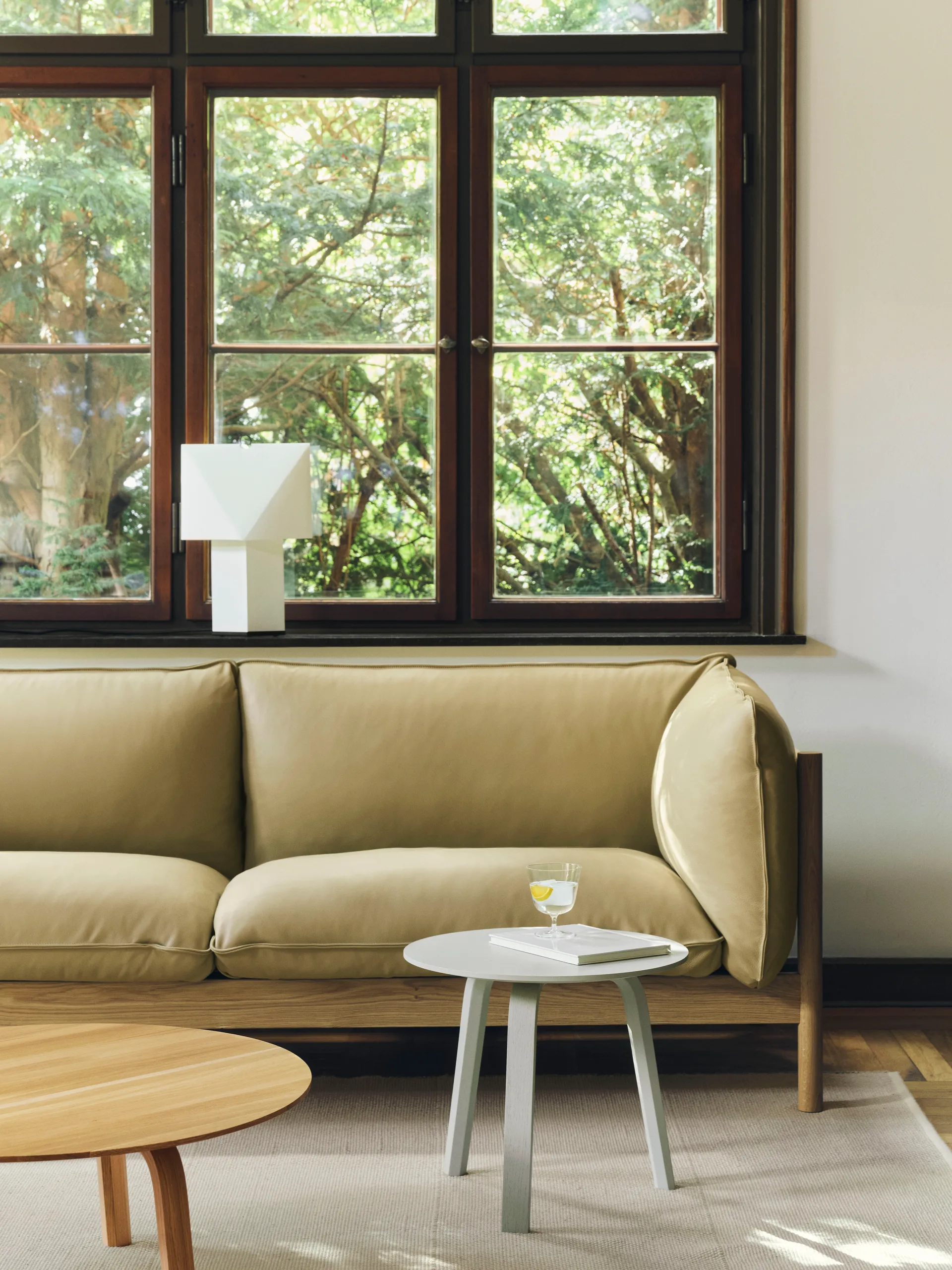 Aplat bordslampa, White, 66 cm HAY