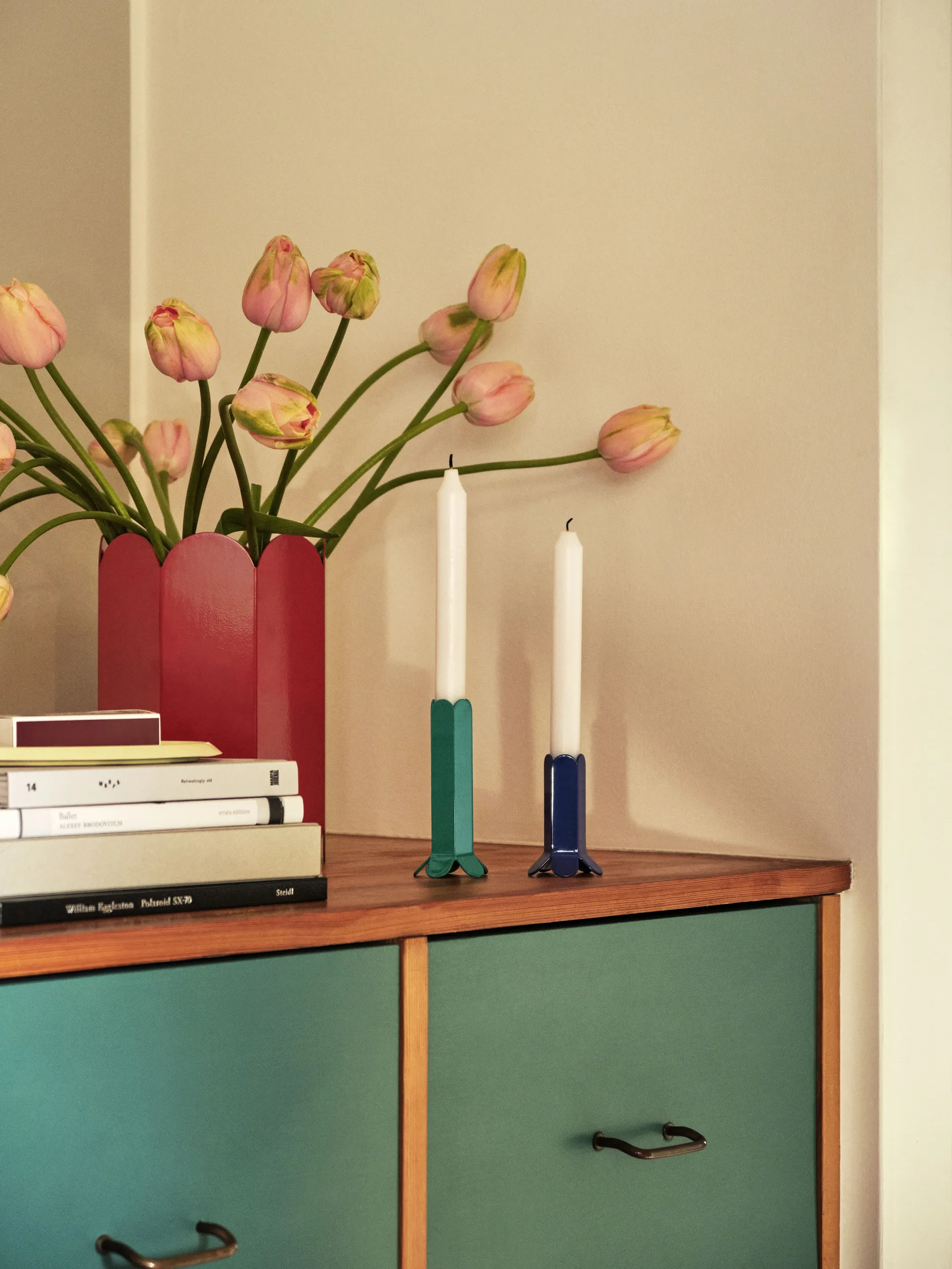 Arcs ljusstake 9 cm, Dark blue HAY