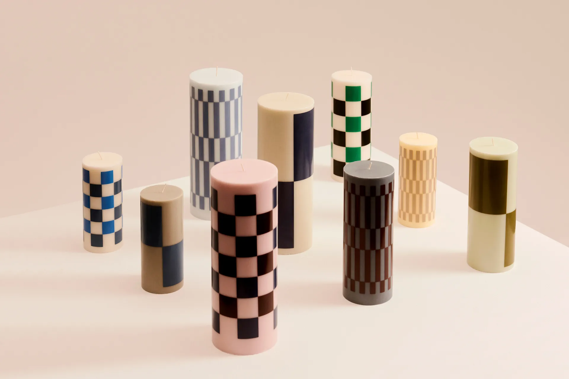 Column Candle blockljus medium 20 cm, Off white-green-black check HAY