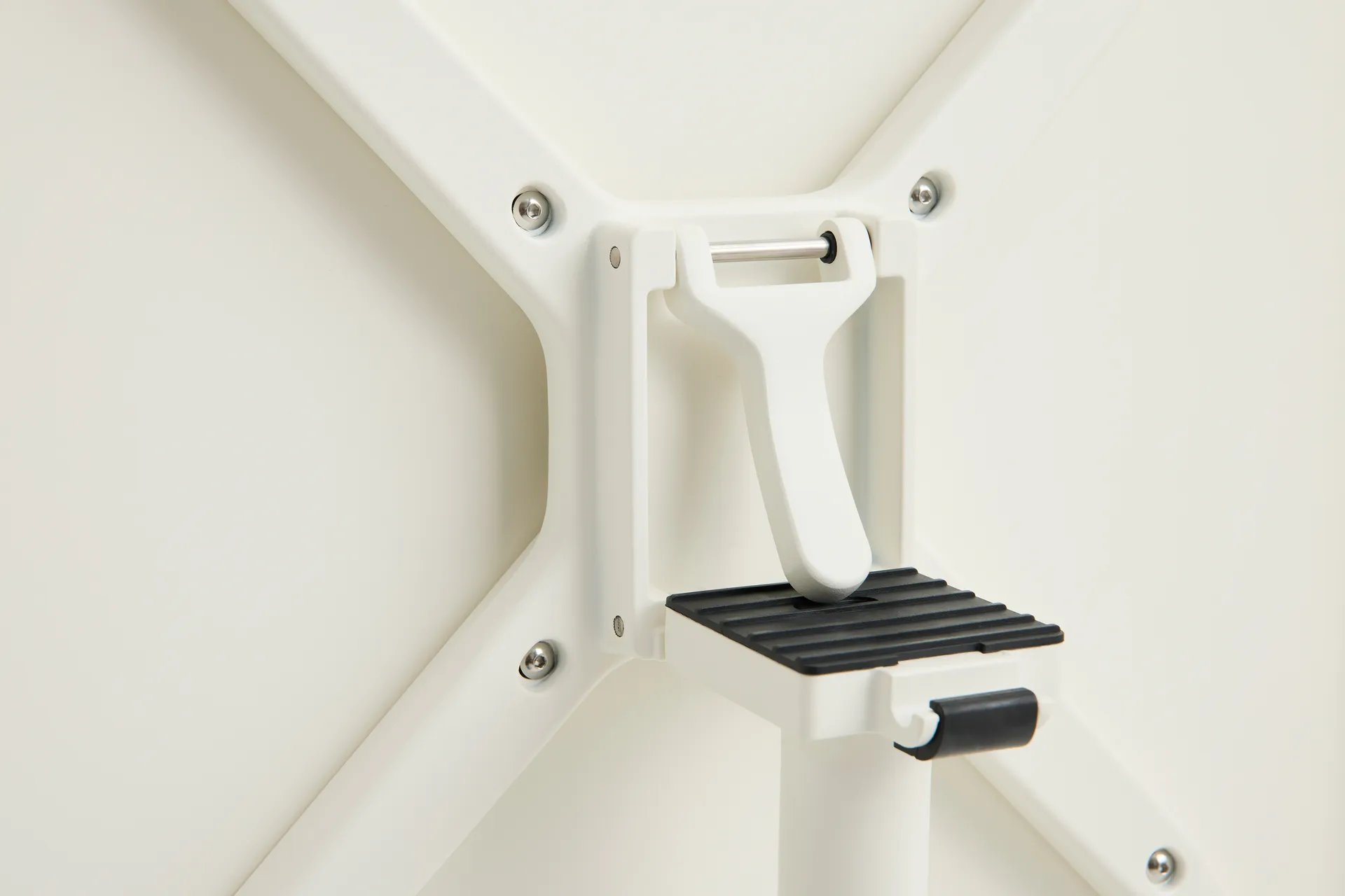 Deville bord Ø80x74 cm, Cream white HAY