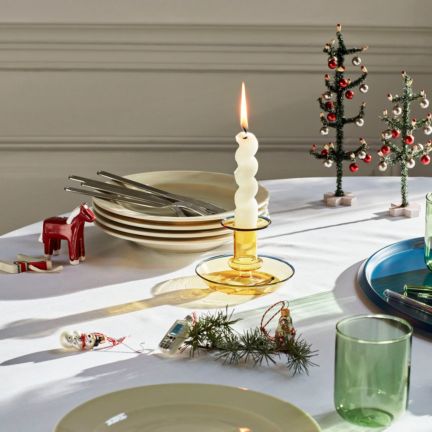 Flare ljusstake, Yellow HAY