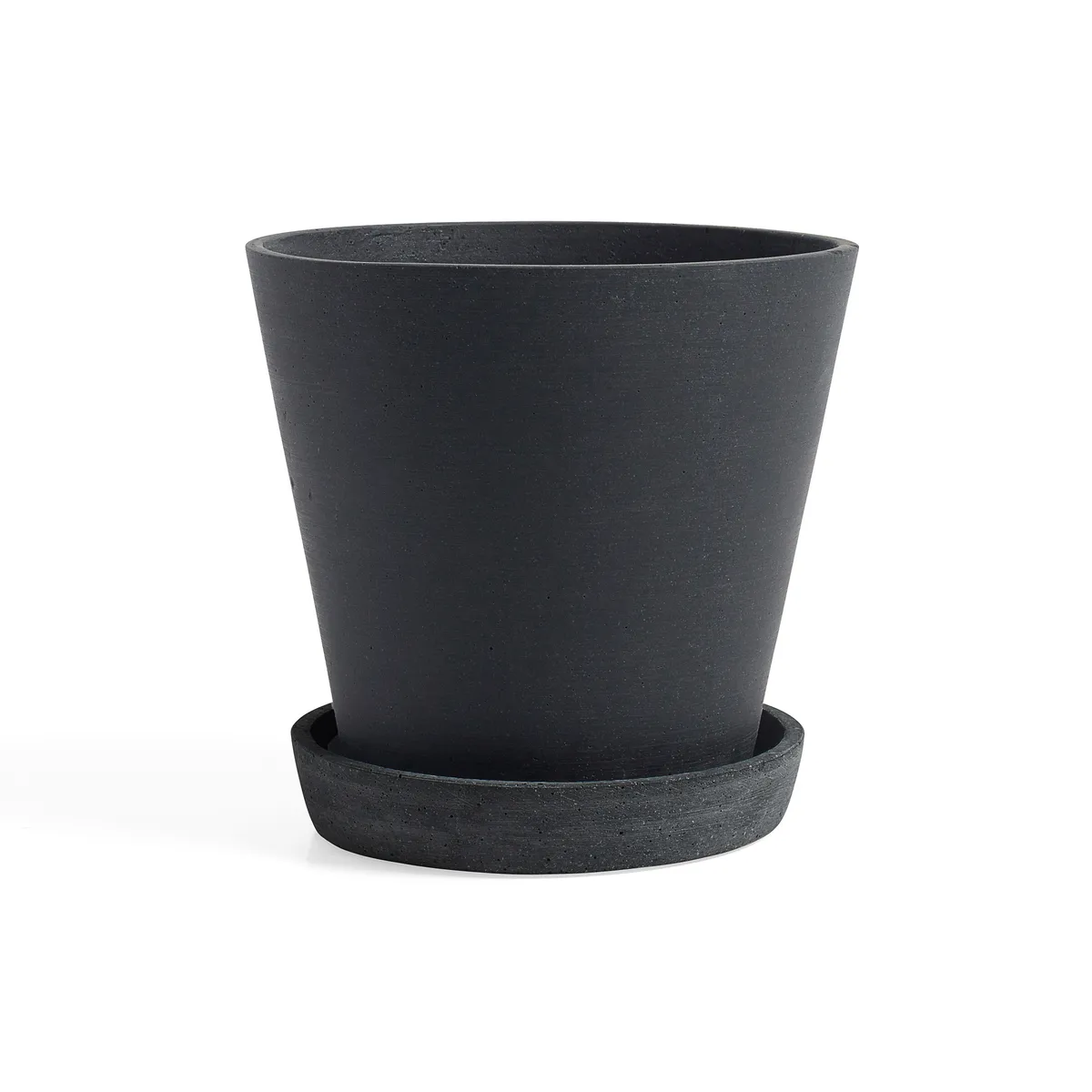 HAY HAY Flowerpot with saucer kruka XXL Ø26 cm Svart