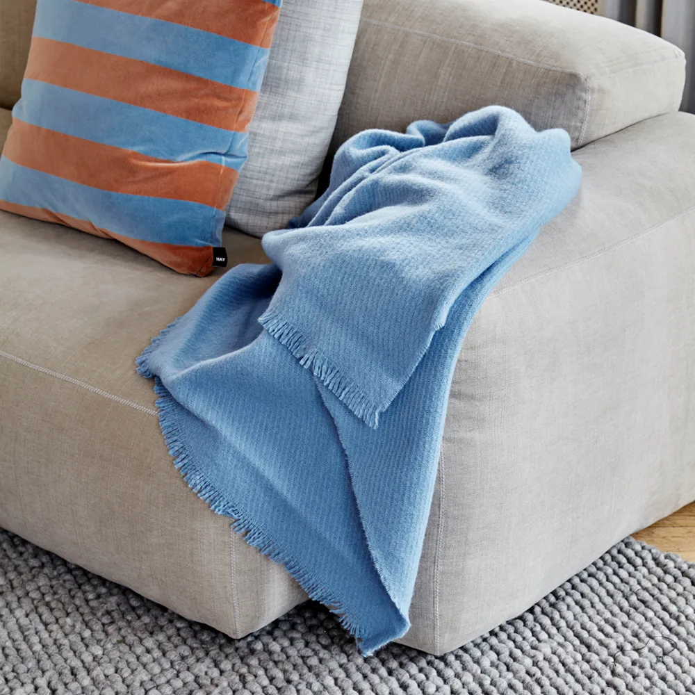 Mono pläd, milk tea HAY