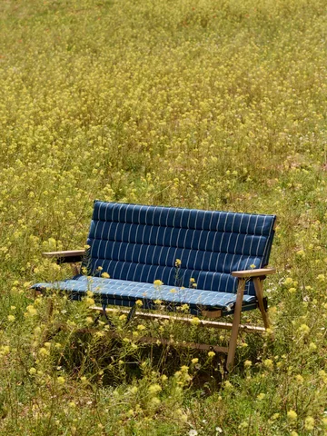 Outdoor Market soffa ihopfällbar - Blue-beige, 2-sits - HAY