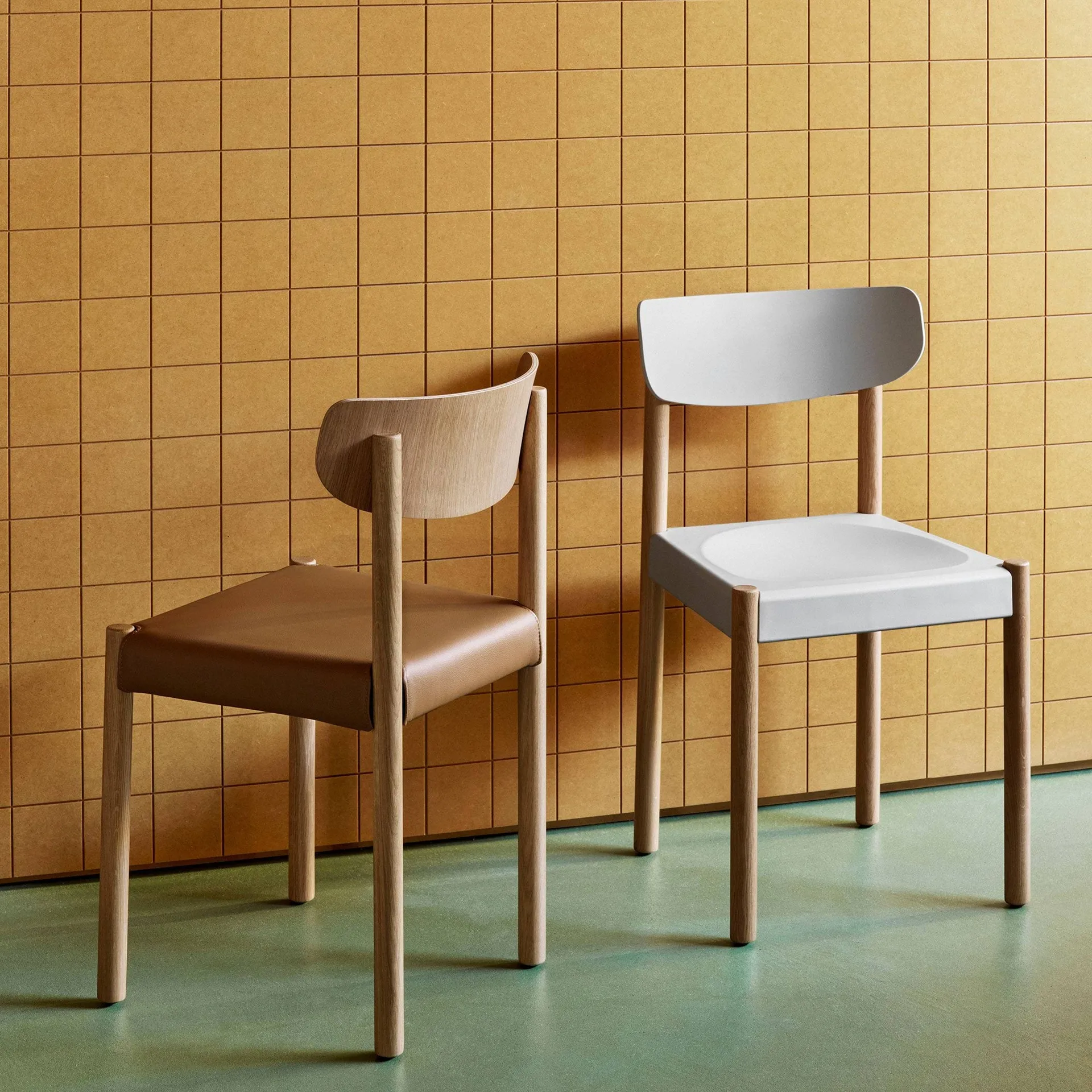 Pack Chair 11 stol, Oljad ek-graphite brown-Steelcut 695 HAY Pack Chair 11 stol, Oljad ek-graphite brown-Steelcut 695 HAY