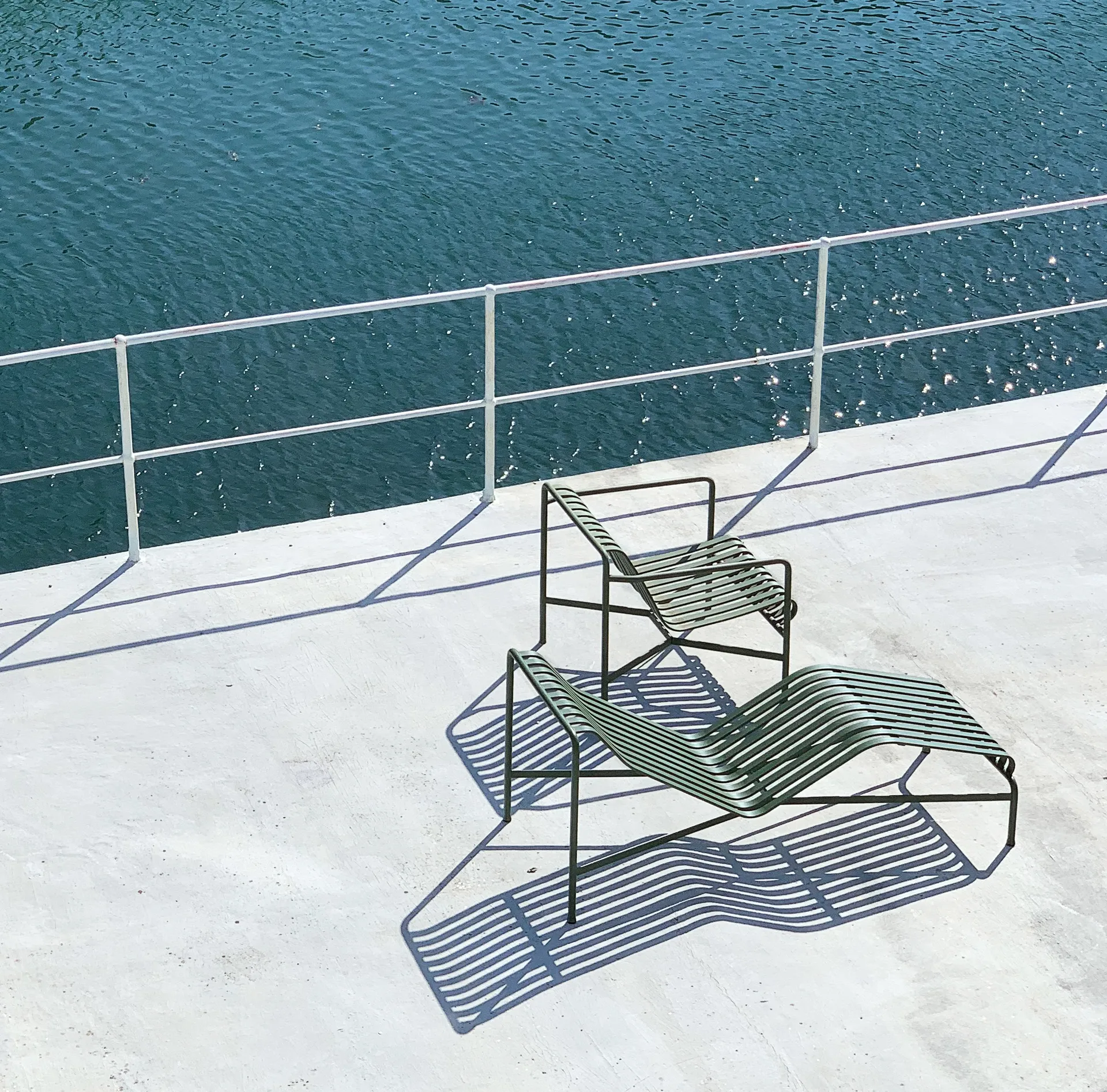 Palissade Low loungefåtölj, Olive HAY