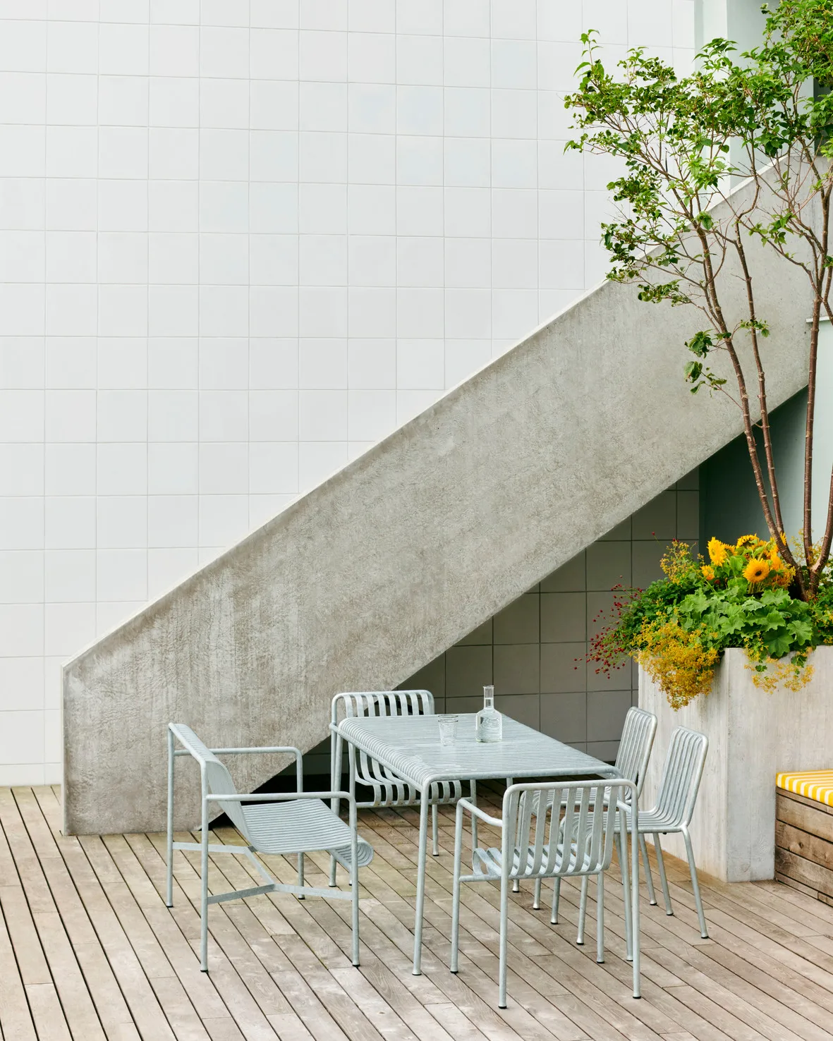 Palissade matgrupp 4 stolar 170x90 cm galvaniserad HAY