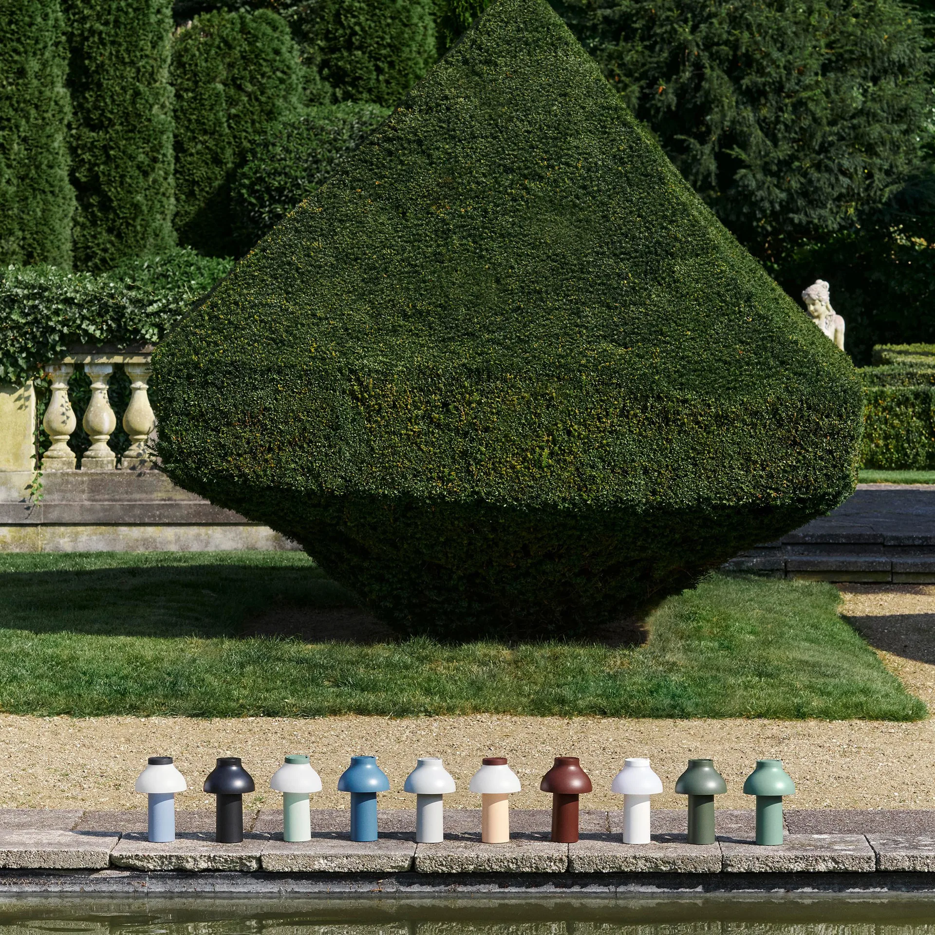 PC Portable No 2 bordslampa, Cream white HAY