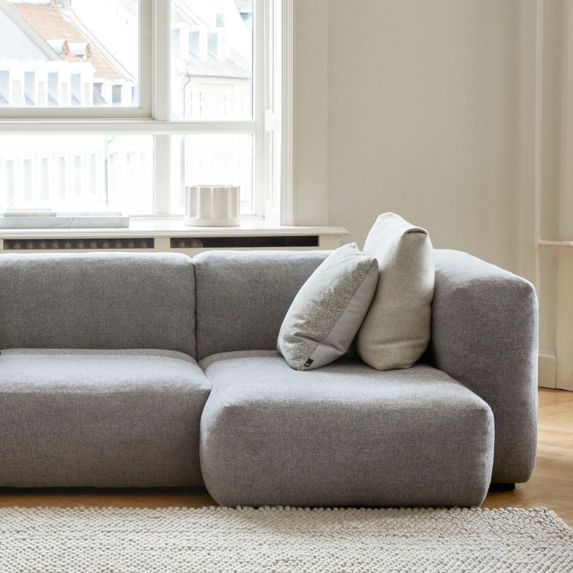 Peas Random ullmatta 140x200 cm, Soft grey HAY