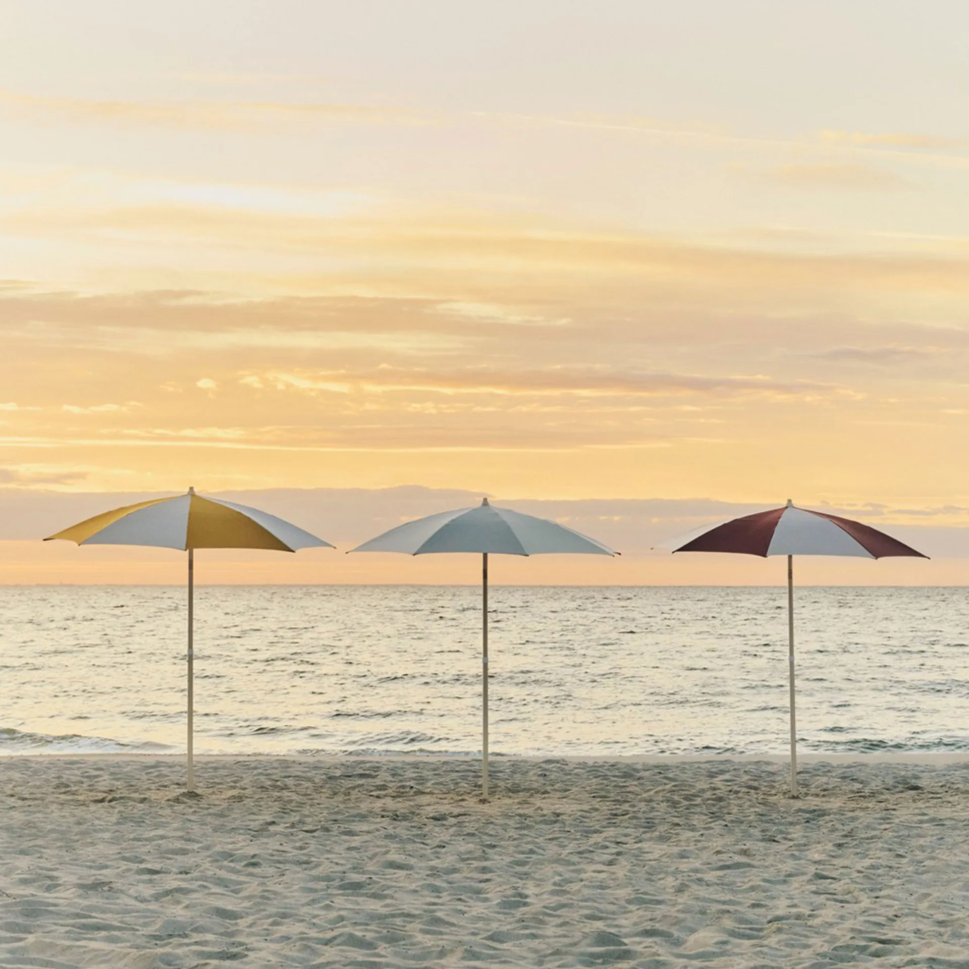 Terrazza Octagon parasoll, Off-white-burgundy HAY