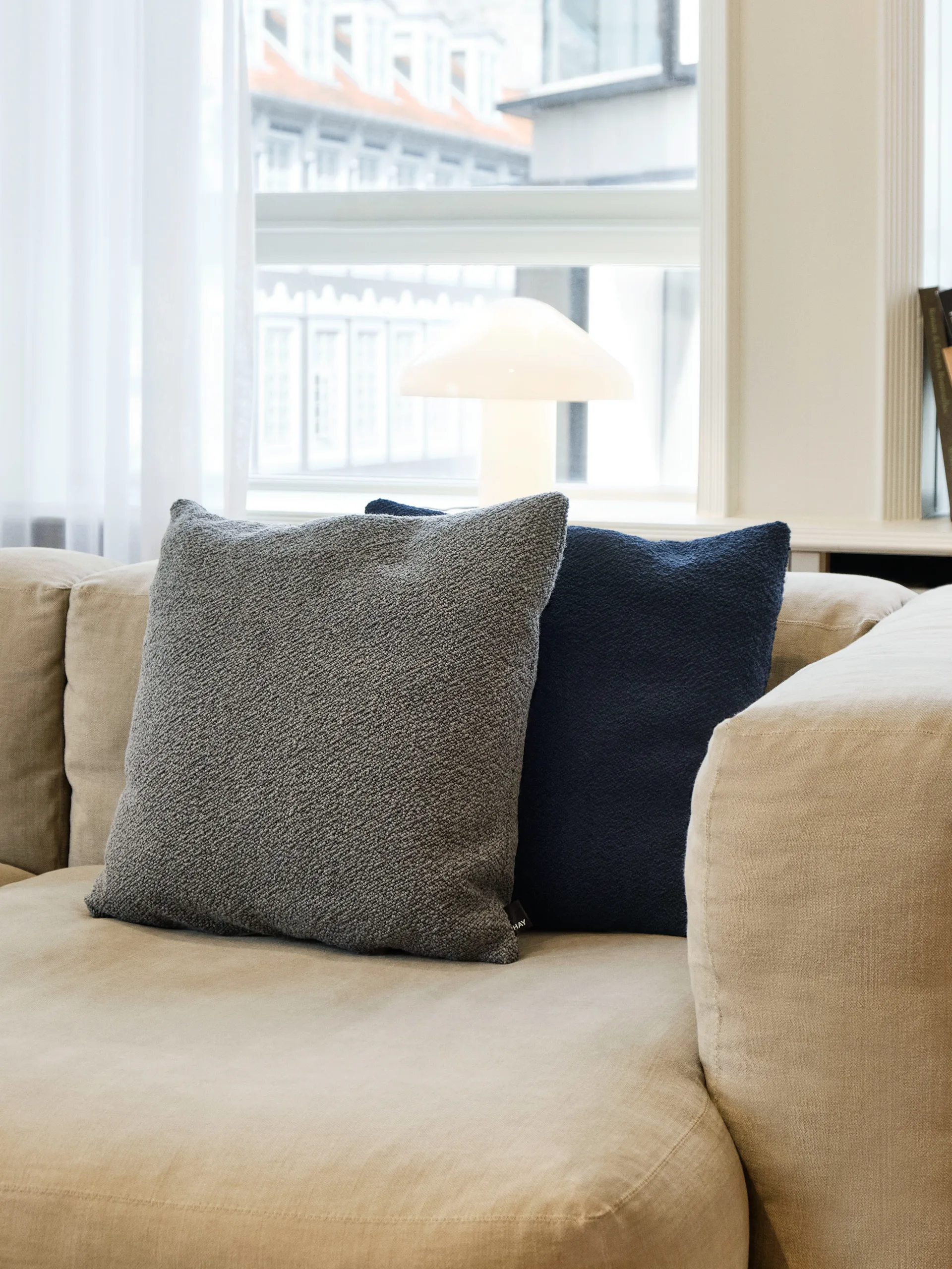 Texture kudde 50x50 cm, Dark blue HAY