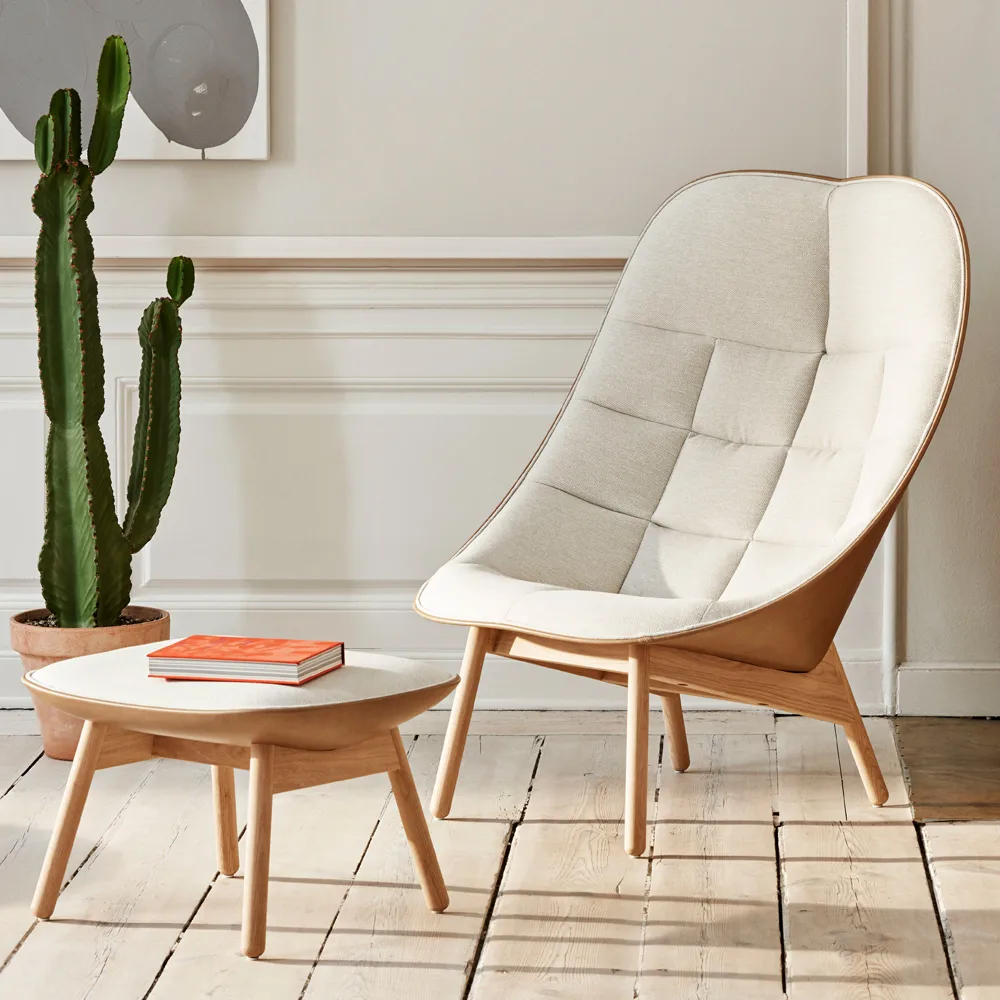 Uchiwa Quilt loungefåtölj, 307-201 grey-svart ek-svart läder HAY